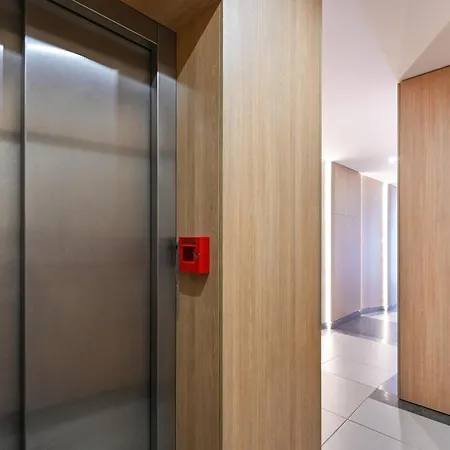 Daire Bailey's Flat By Se Braga