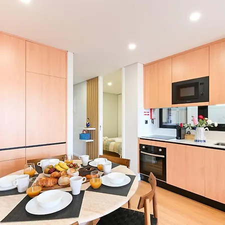 Daire Bailey's Flat By Se *