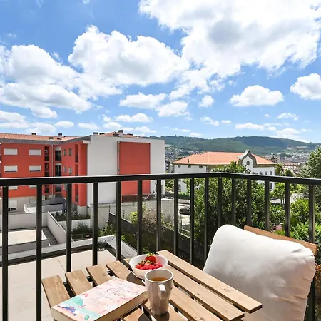 Daire Bailey's Flat By Se *